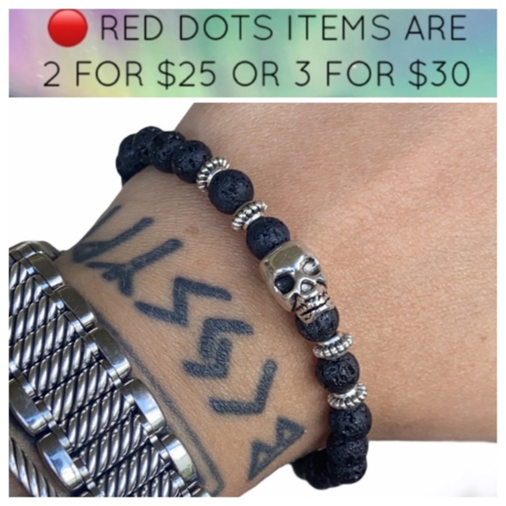 🔴SALE ! Black lava rock & silver skull bracelet